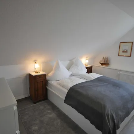 Nr 28 - Am Yachthafen * ハルレージール