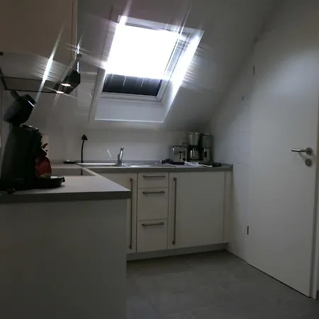 Nr 28 - Am Yachthafen Harlesiel